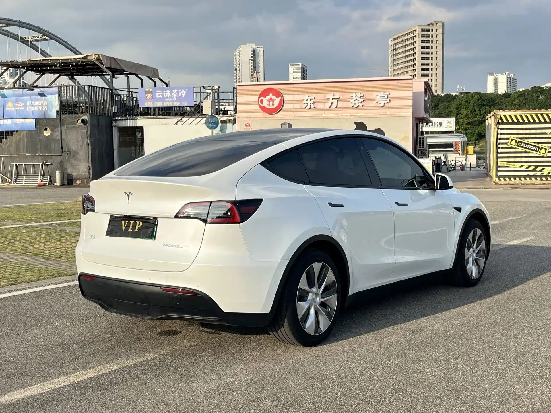 Фото 8 - Tesla Model Y