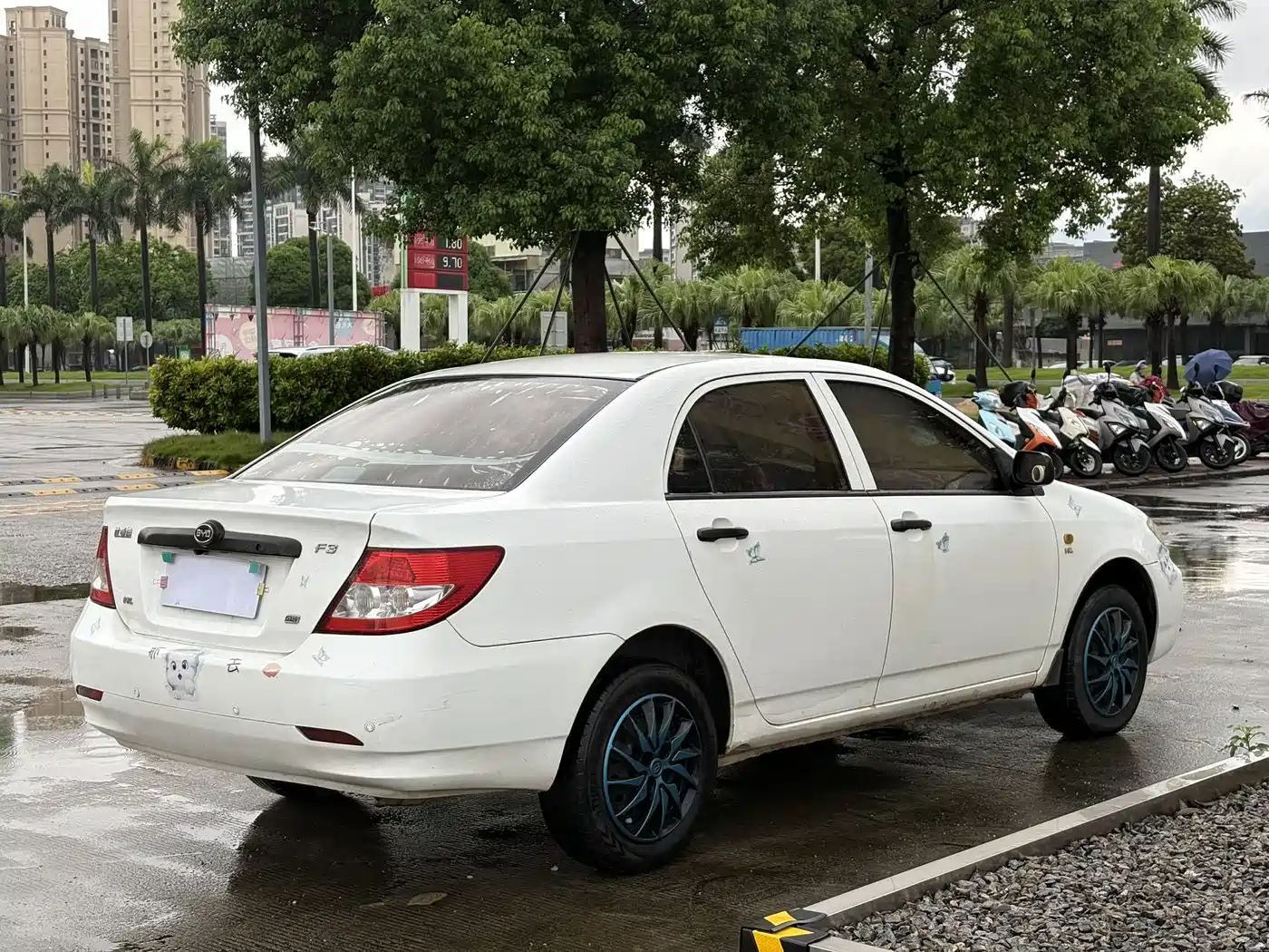 Photo 9 - BYD F3