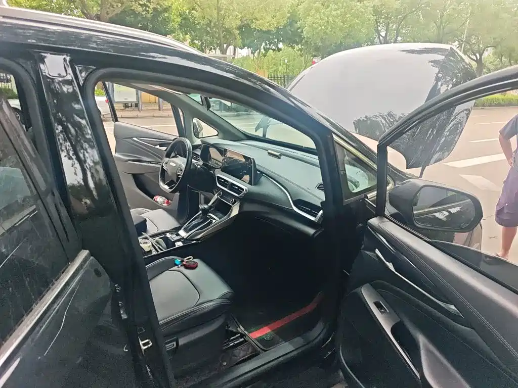 Фото 20 - Maxus Maxus G50
