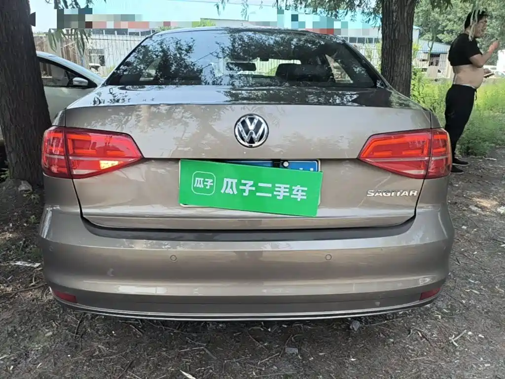 Volkswagen Sagitar 2017 1.6L Automatic Comfort фото 6
