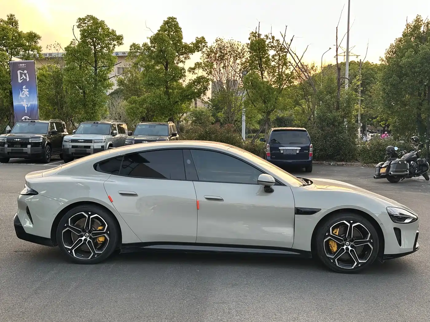 Xiaomi Auto Xiaomi SU7 2024 RWD Long Range Intelligent Driving Edition фото 4