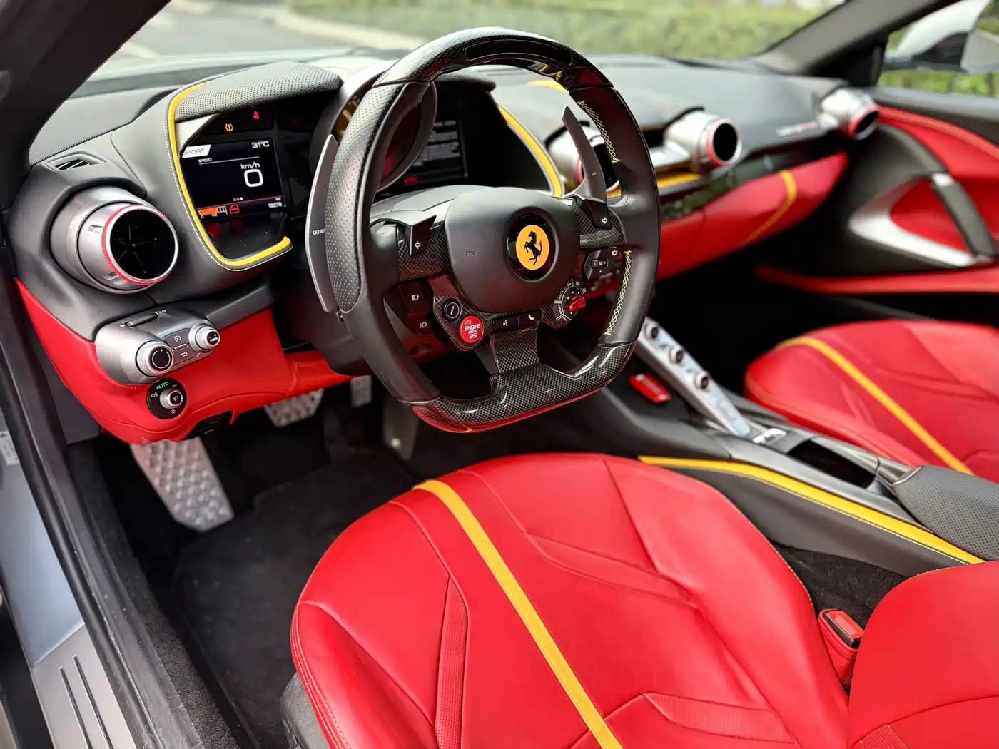 Ferrari 812 2019 2017 6.5L Superfast