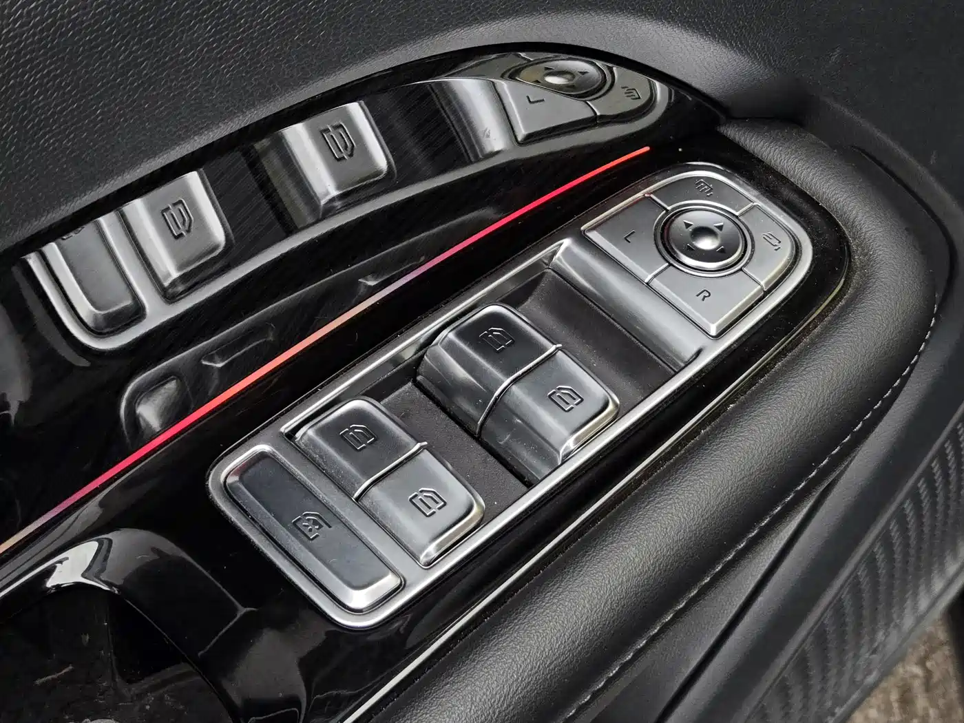 Hongqi HS3 PHEV 2024 PHEV 115km Power Edition фото 16