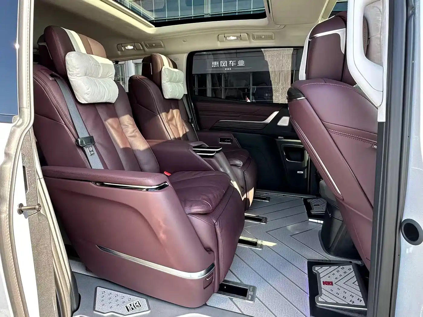 Buick Century 2025 2025 2.0T 7-Seater World Edition