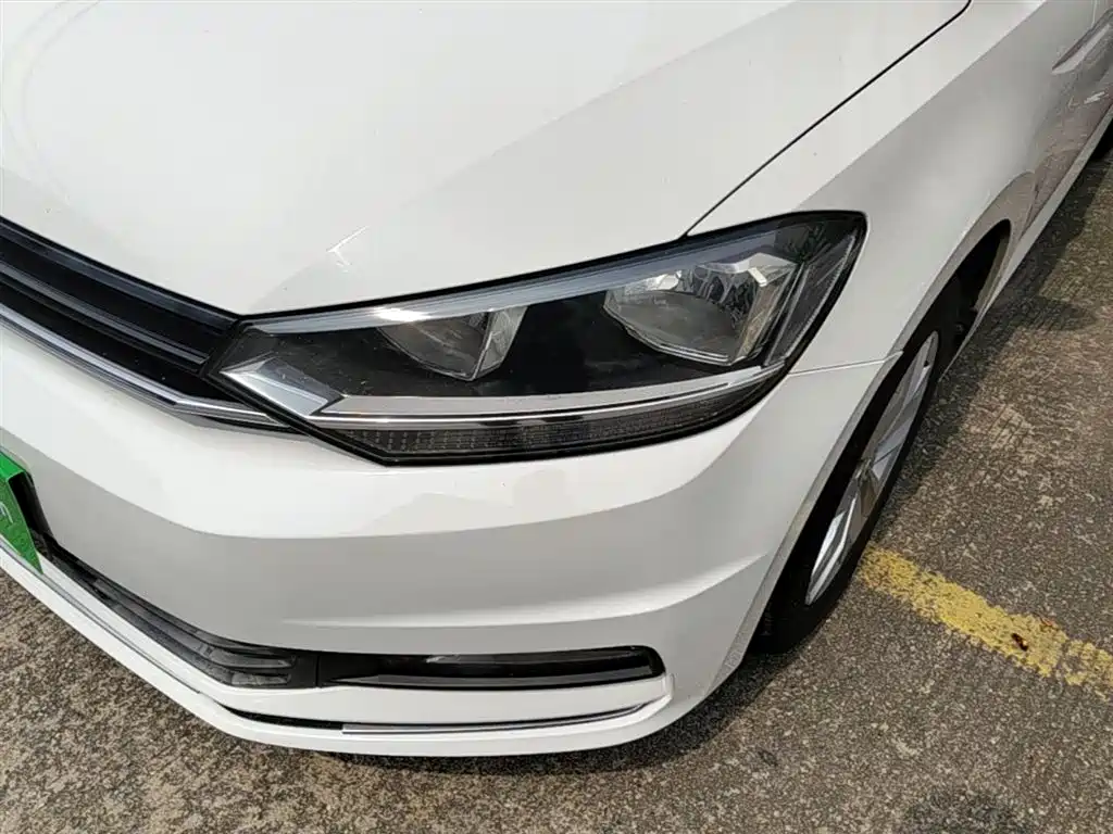 Volkswagen Touran 2016 Touran L 280TSI DSG Comfortline фото 24