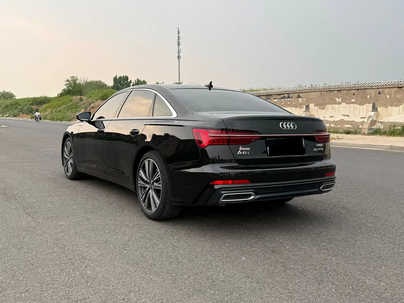 Audi A6L 2021 40 TFSI Luxury Sport фото 8