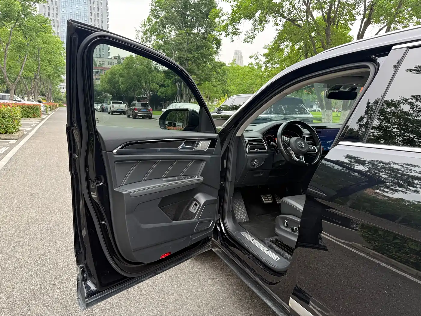 Volkswagen Teramont 2019 Teramont X 380TSI 4WD Luxury Edition фото 5
