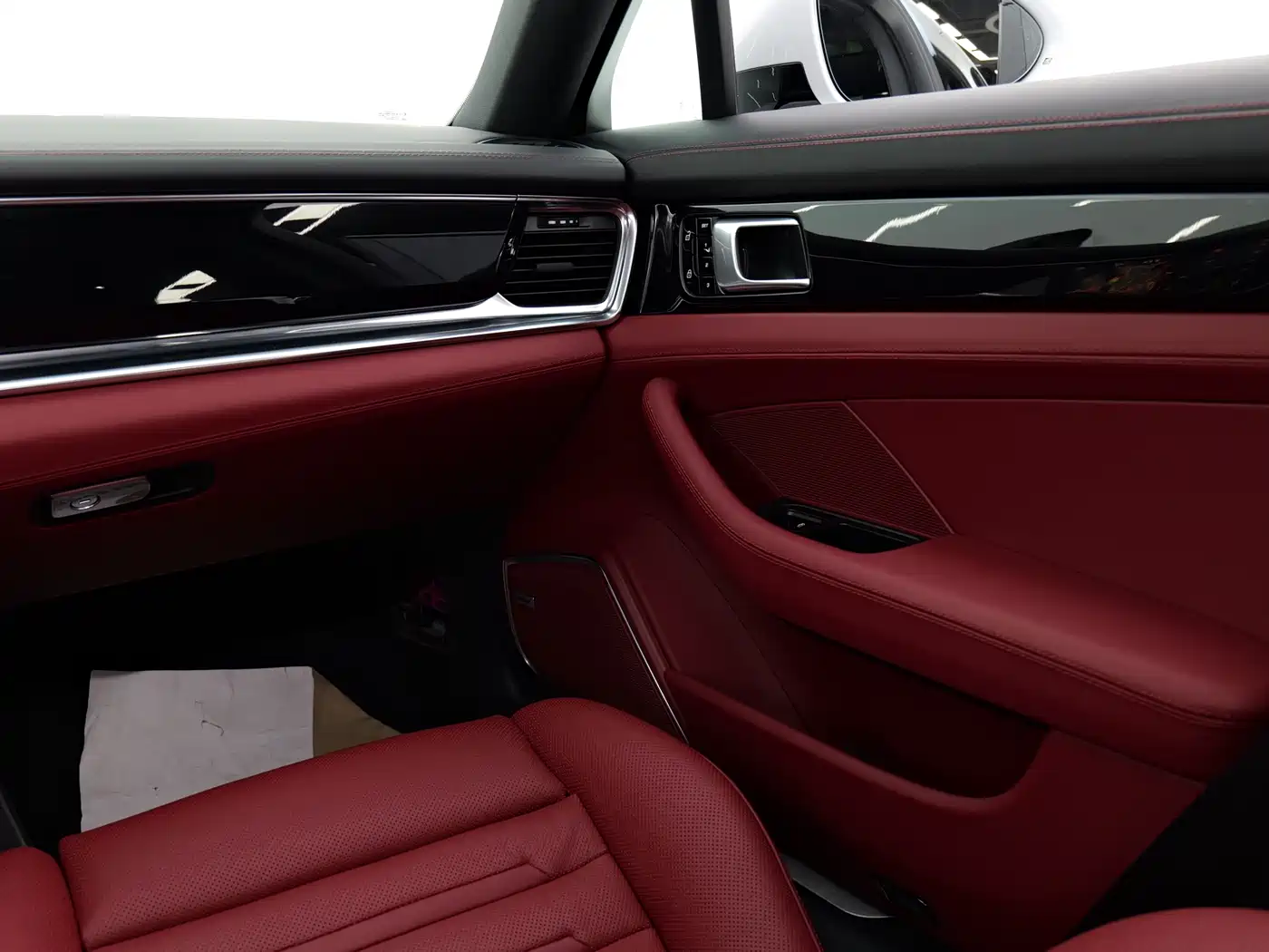 Porsche Panamera 2021 Model Panamera 2.9T фото 10
