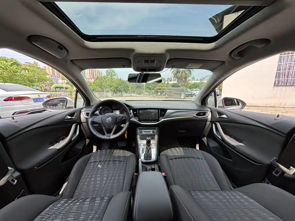 Buick Verano 2016 Hatchback 15S Auto Progressive фото 12
