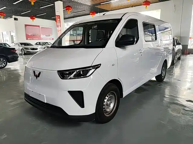 Wuling Motors Wuling Yangguang 2025