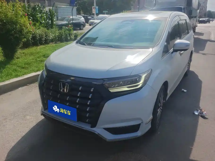 Honda Elysion 2024 2024 2.0L e:HEV Luxury Edition