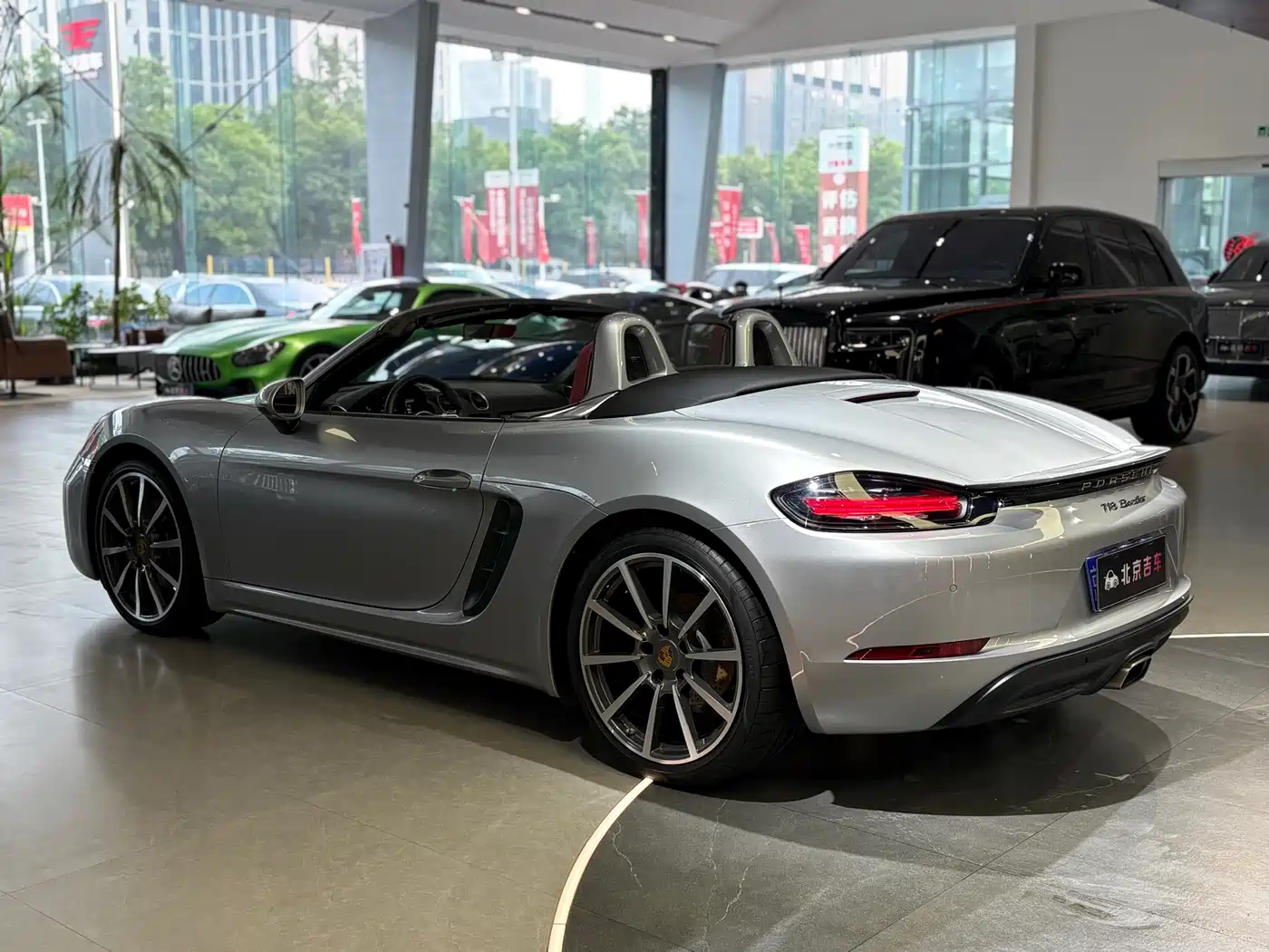 Porsche 718 2018 Boxster 2.0T фото 10