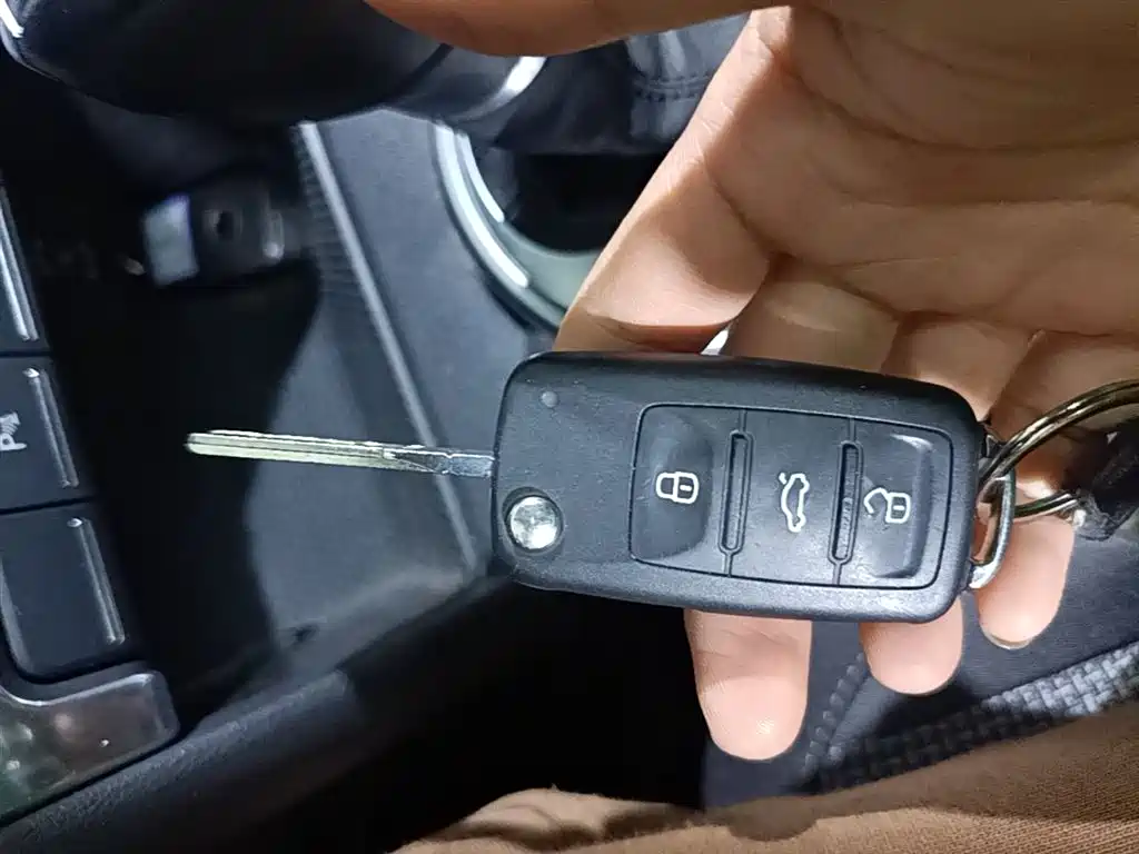 Volkswagen Beetle 2015 280TSI фото 9