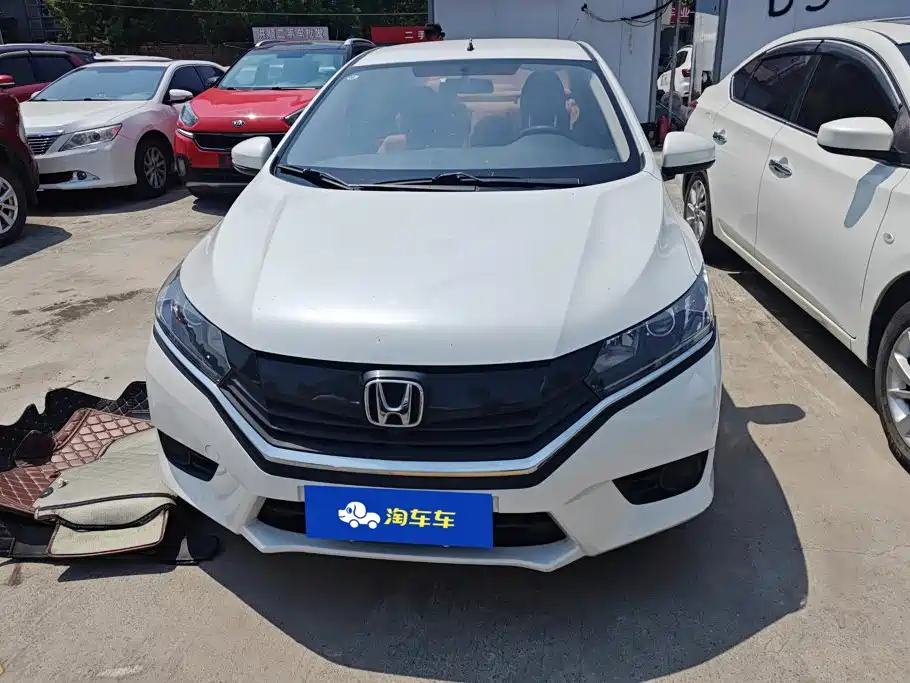 Honda Greiz 2017 2016 1.5L CVT Classic Edition
