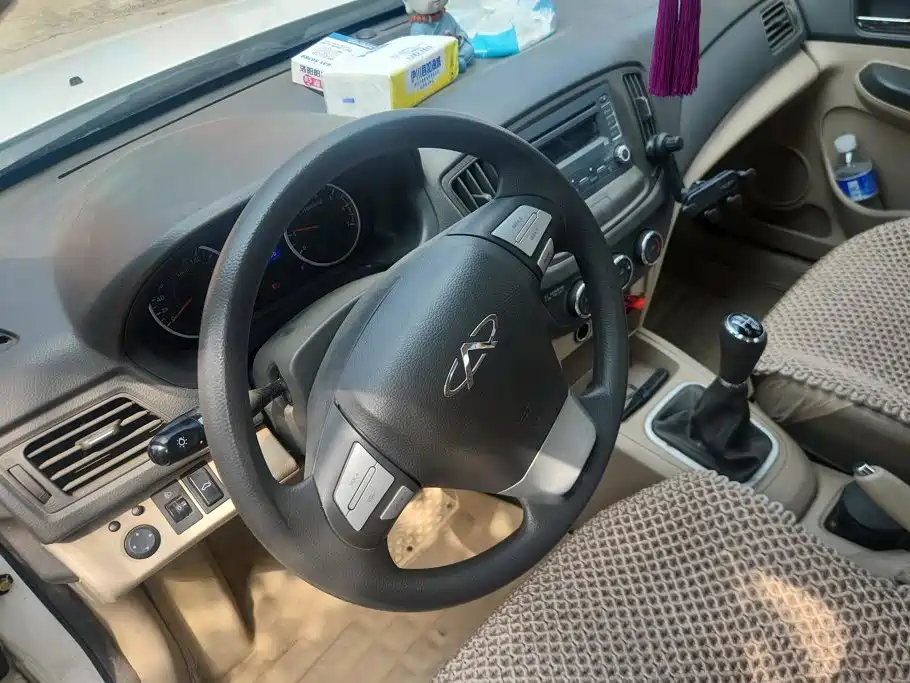 Chery E5 2013 2011 1.5L Manual Premium