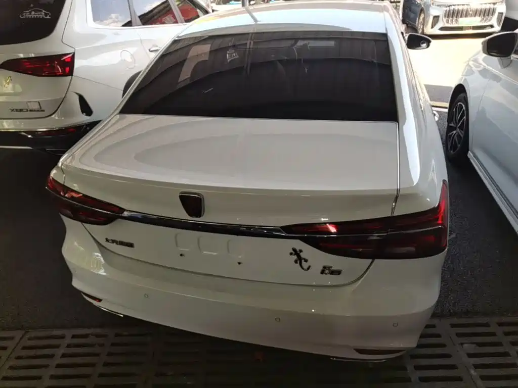 Roewe i6 2019 2019 PLUS 1.6L CVT 4G Connected Flagship Great Edition