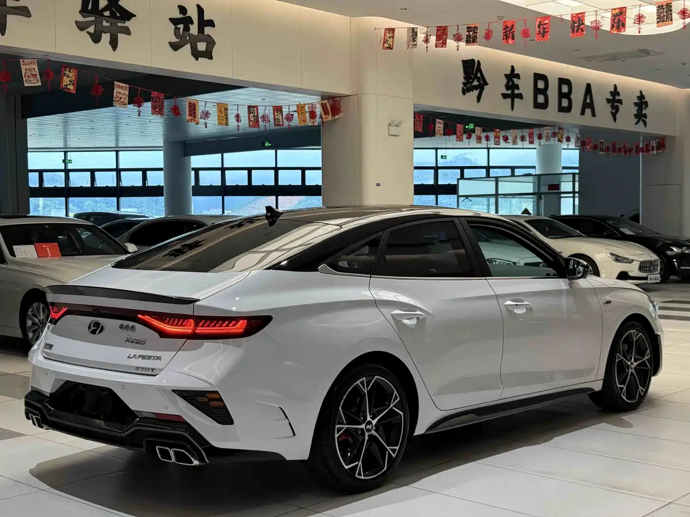 Hyundai Fista 2023 270T N Line DLX Luxury Edition фото 5