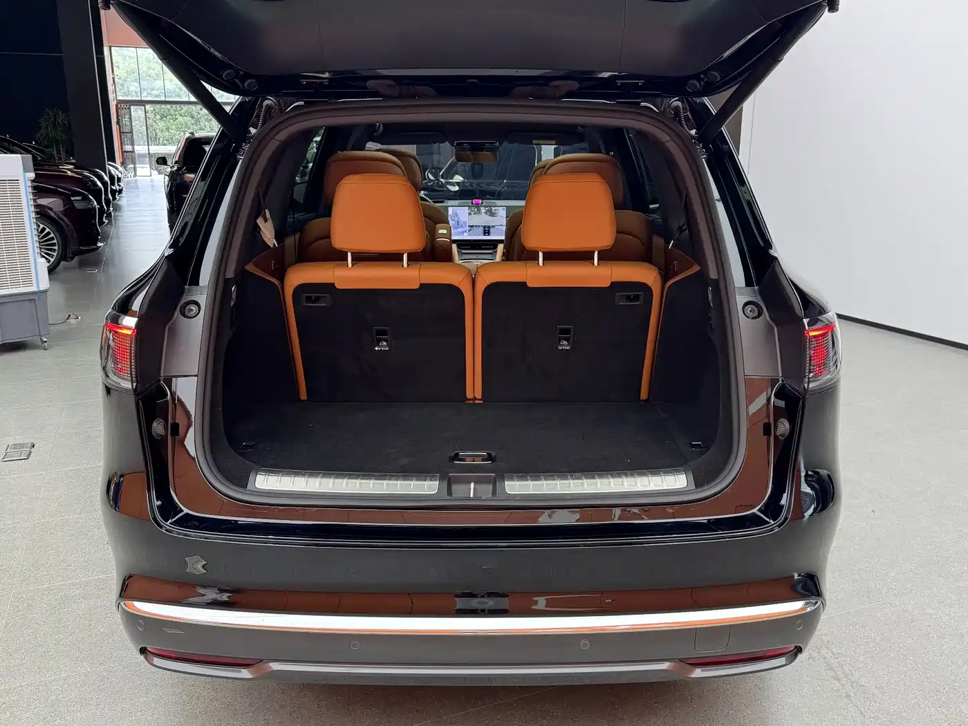 AITO Wenjie AITO M8 2026 2025 Extended Range Ultra 53.4kWh 6-Seater