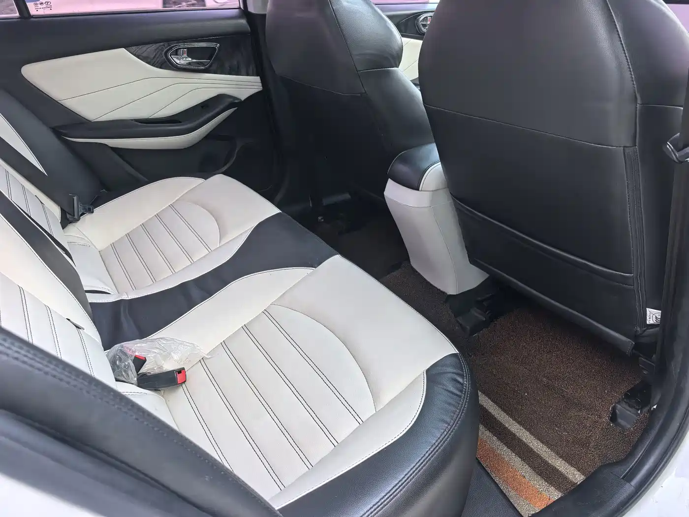 Soueast V5 Lingzhi 2019 2017 1.5L Manual Premium