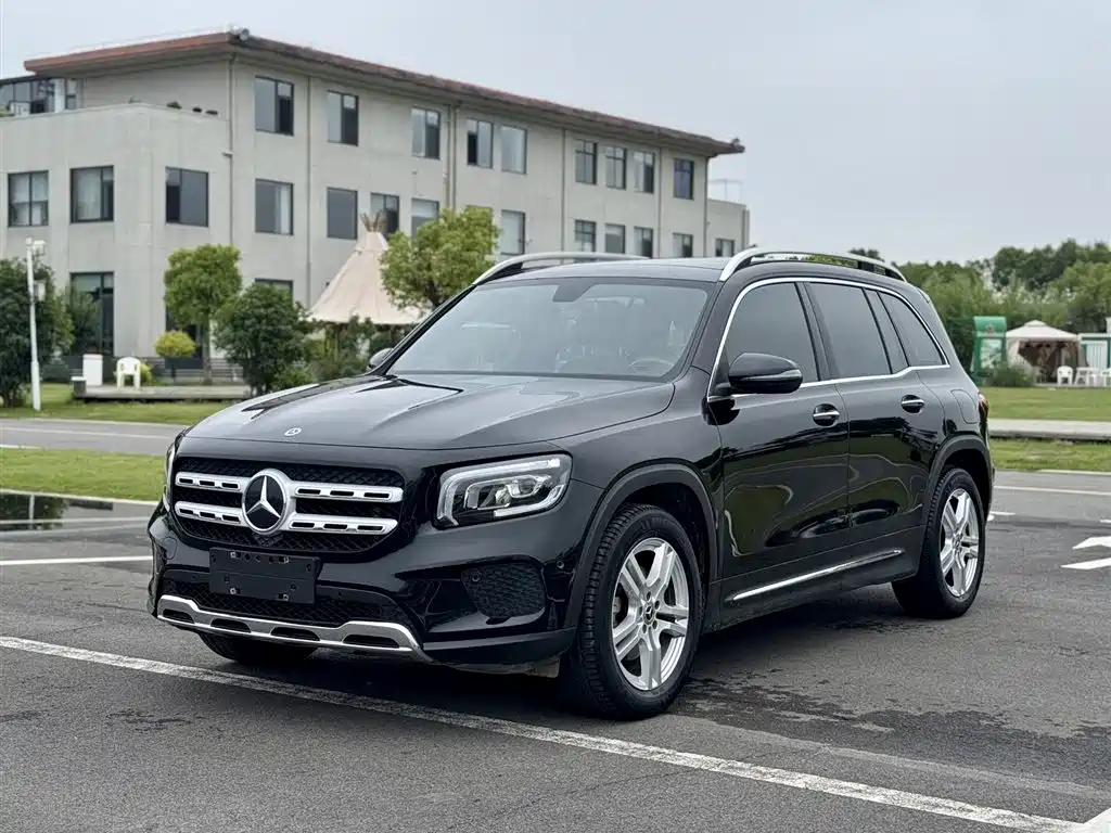 Mercedes-Benz GLB 2022 Facelift GLB 200 Dynamic Style
