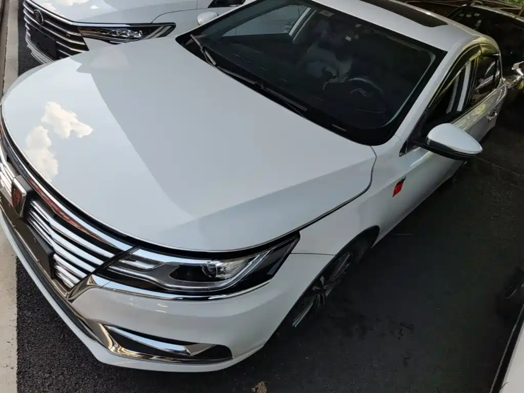 Roewe i6 2019 2019 PLUS 1.6L CVT 4G Connected Flagship Great Edition