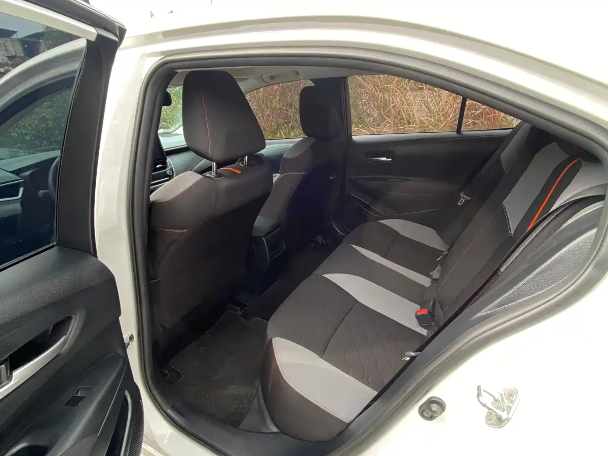 Toyota Corolla 2021 1.2T S-CVT Elite PLUS Edition фото 9