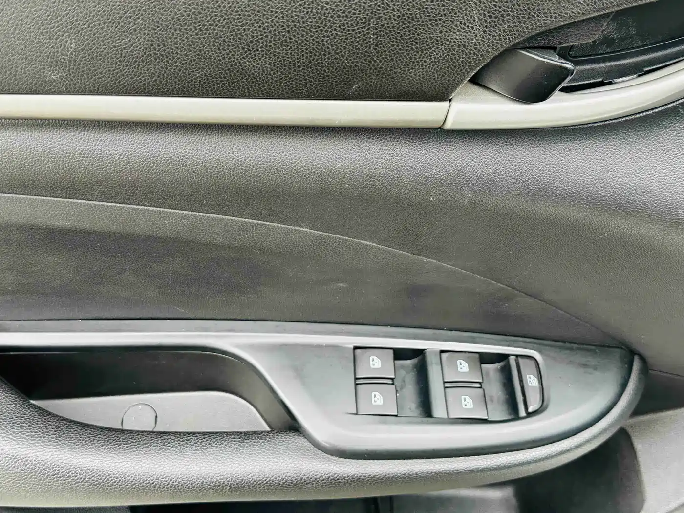 Buick Excelle 2018 18T Automatic Elite фото 9