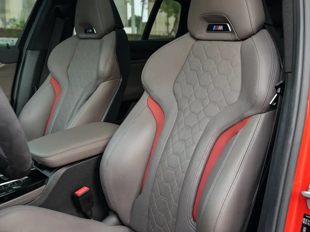 BMW X4 M 2019 X4 M Competition фото 16