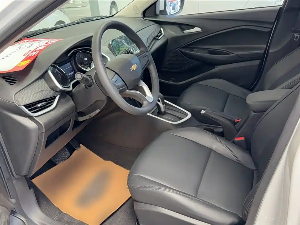 Chevrolet Cavalier 2020 325T Automatic Joy Edition фото 10