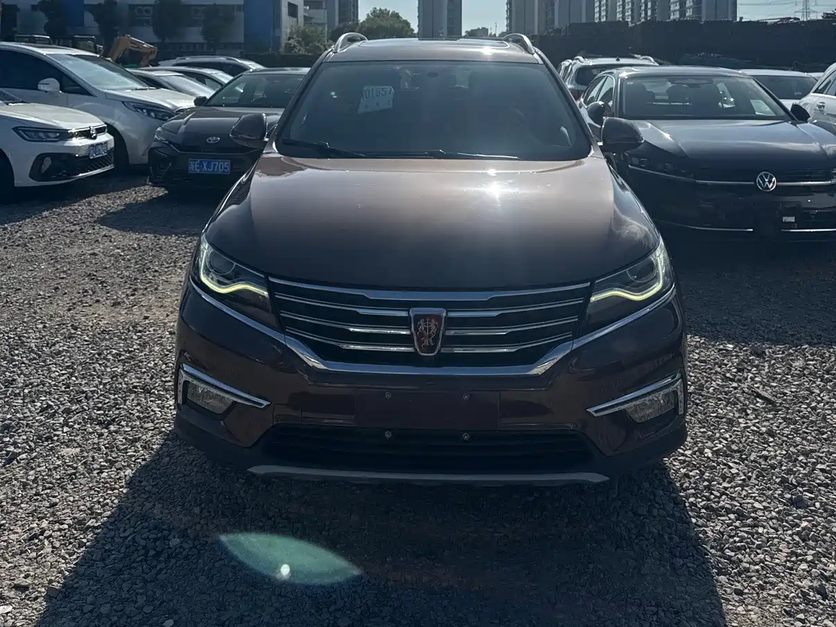 Фото 2 - Roewe RX5