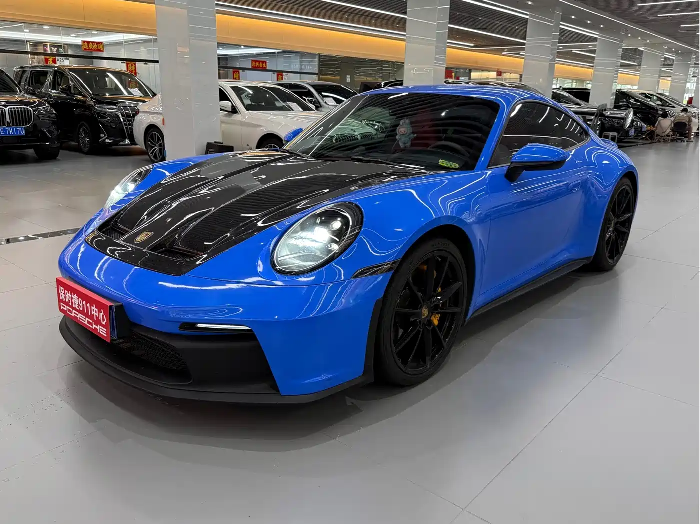 Фото 1 - Porsche 911