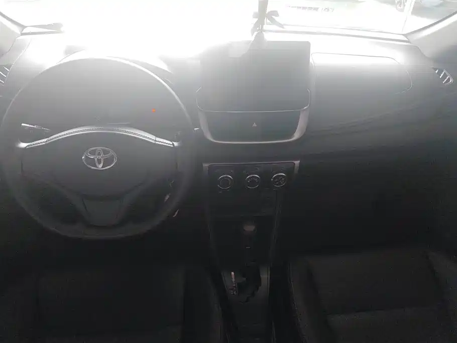 Toyota YARiS L Zhi Xuan 2021 Zhi Xuan X 1.5L CVT Leading Edition фото 12