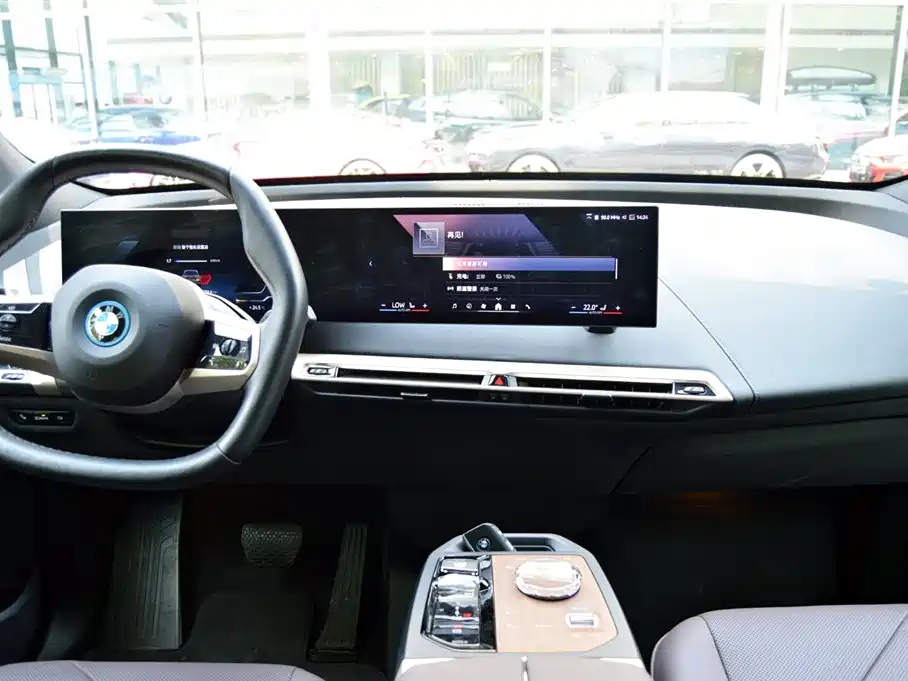 BMW iX 2023 Facelift xDrive50 фото 7