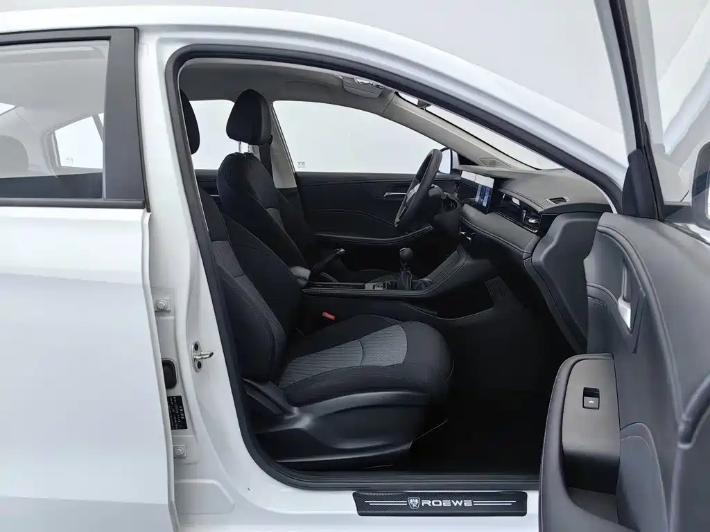 Photo 23 - Roewe i5
