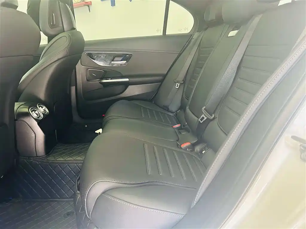 Mercedes-Benz C-Class 2023 C 260 L Sport фото 22
