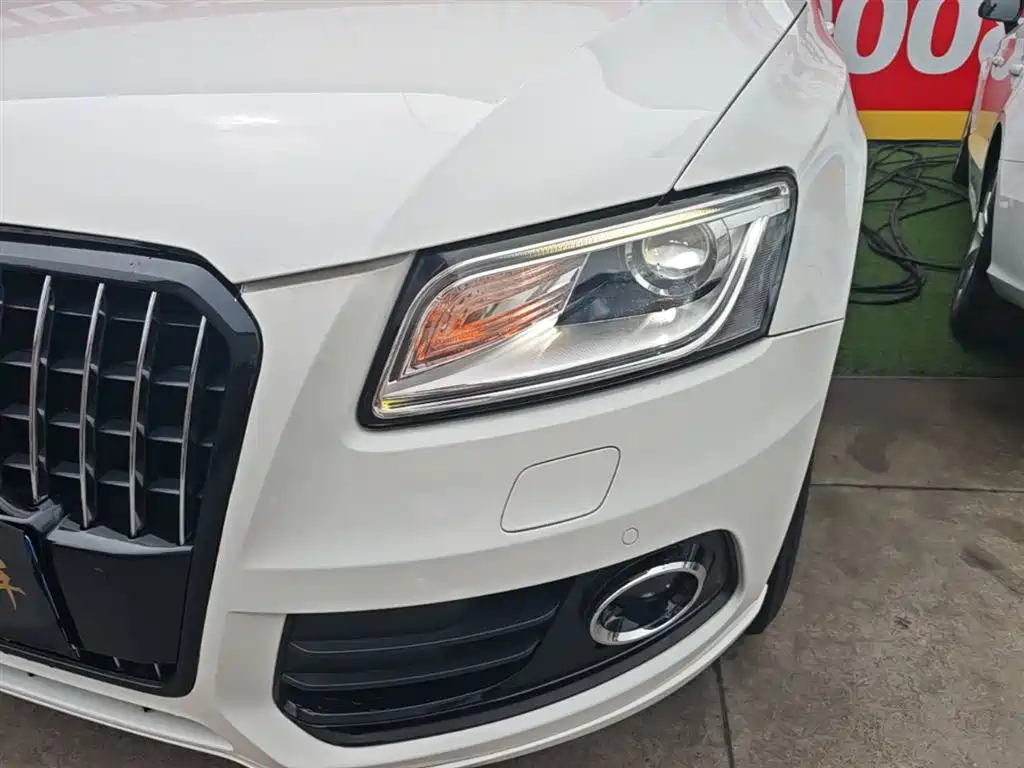 Audi Q5 2015 40 TFSI Technology фото 24