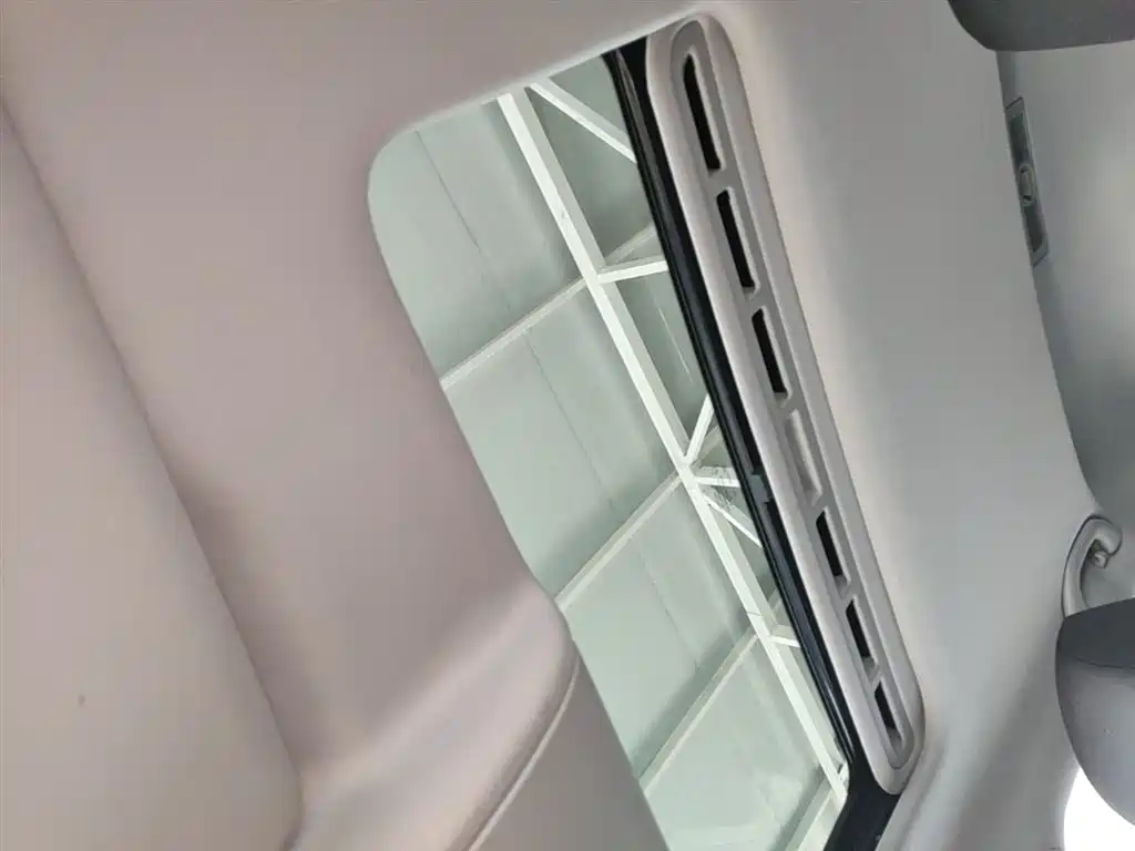 Volkswagen Polo 2016 1.6L Automatic Comfort фото 18