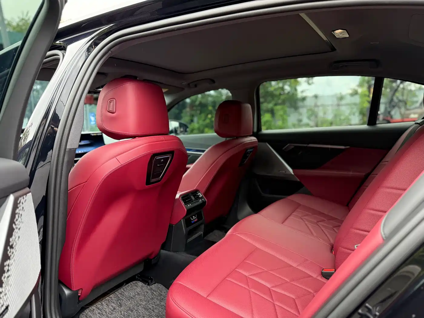 Фото 6 - BMW 5 Series