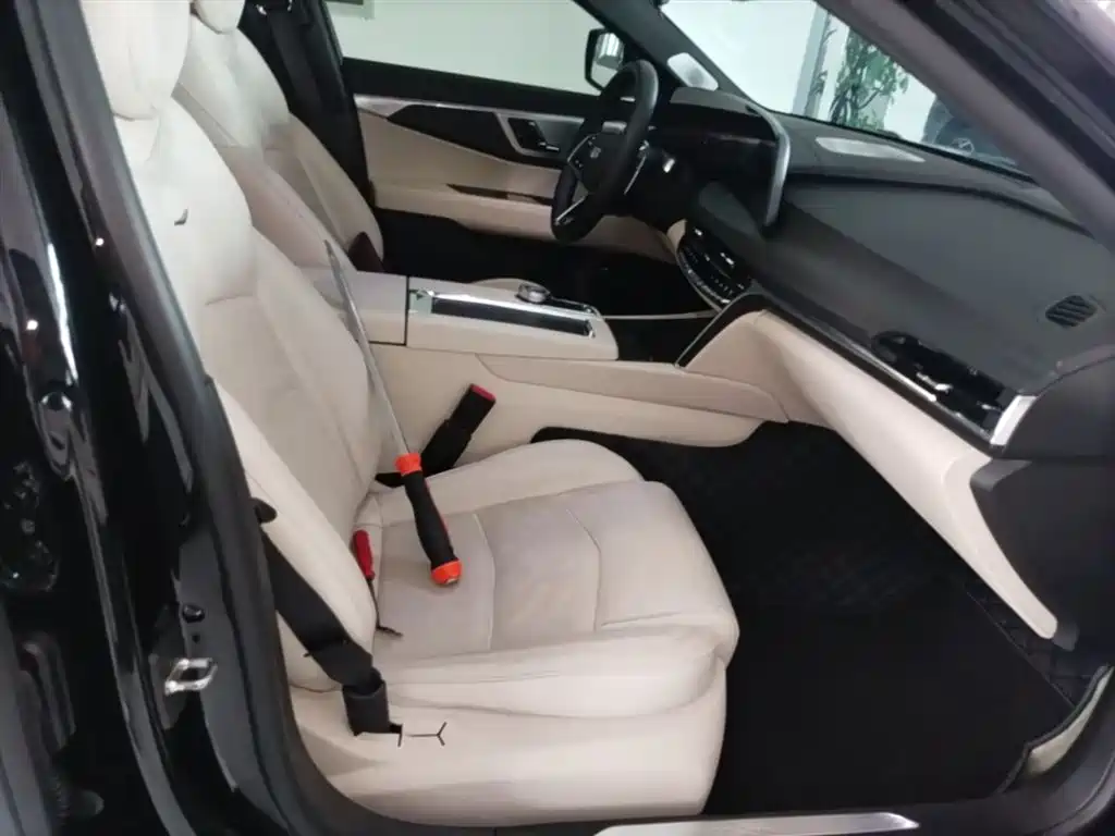 Cadillac CT6 2023 28T Luxury Edition фото 25