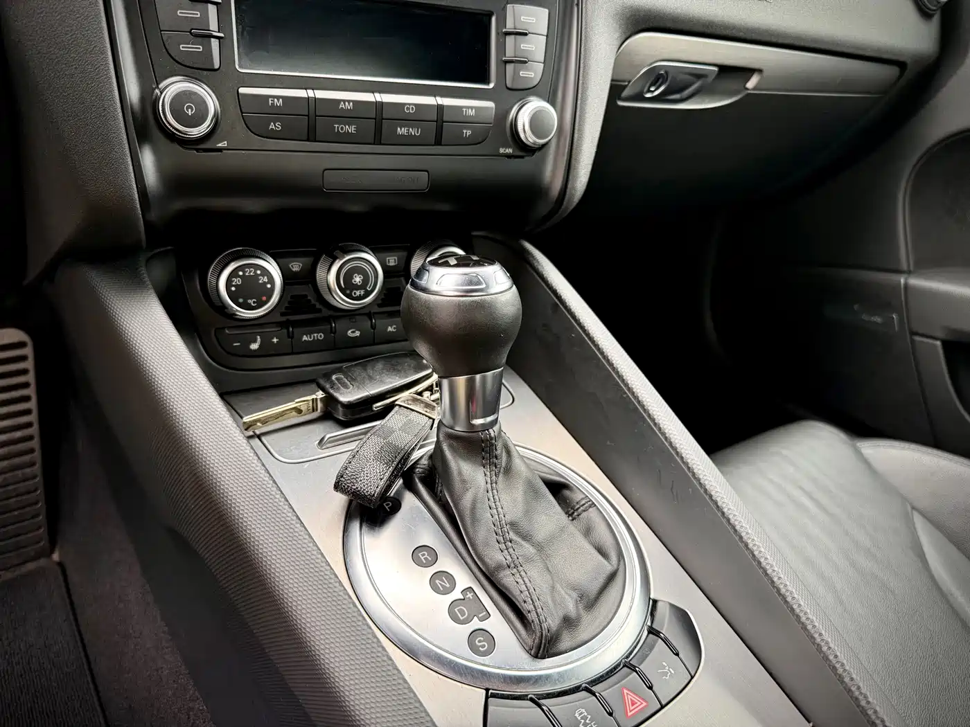 Audi TT 2011 2011 TT Coupe 2.0TFSI