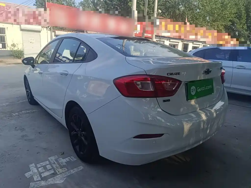 Chevrolet Cruze 2019 2018 Redline 320 Automatic Pioneer Edition