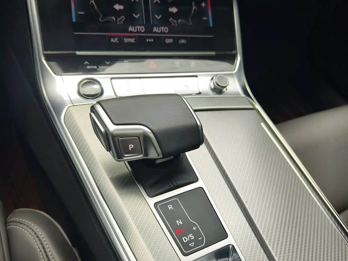Audi A6L 2024 45 TFSI Premium Elegance фото 14