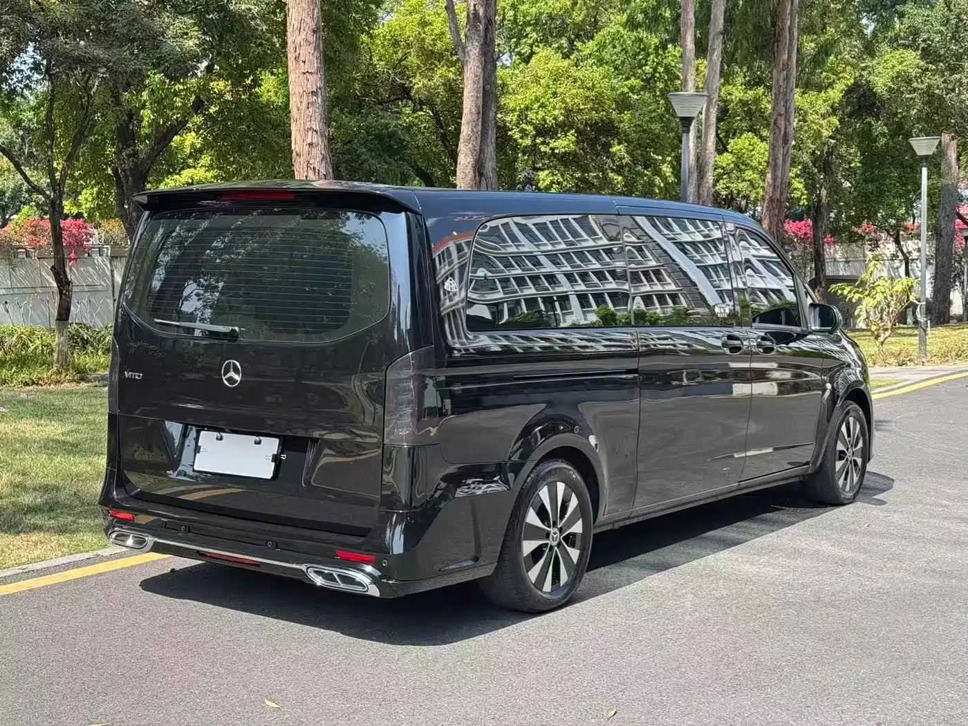 Mercedes-Benz Vito 2021 2.0T Business Edition 7-seater фото 18