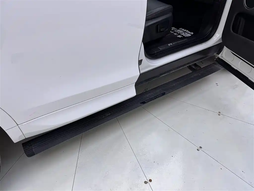 Land Rover Discovery Sport 2020 249PS R-Dynamic Performance фото 25