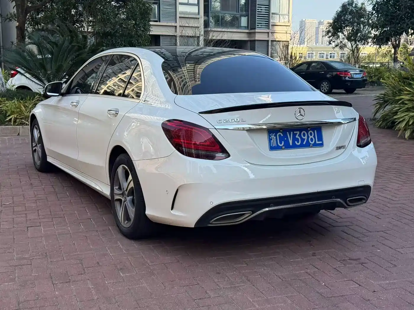 MERCEDES-BENZ CLASS C