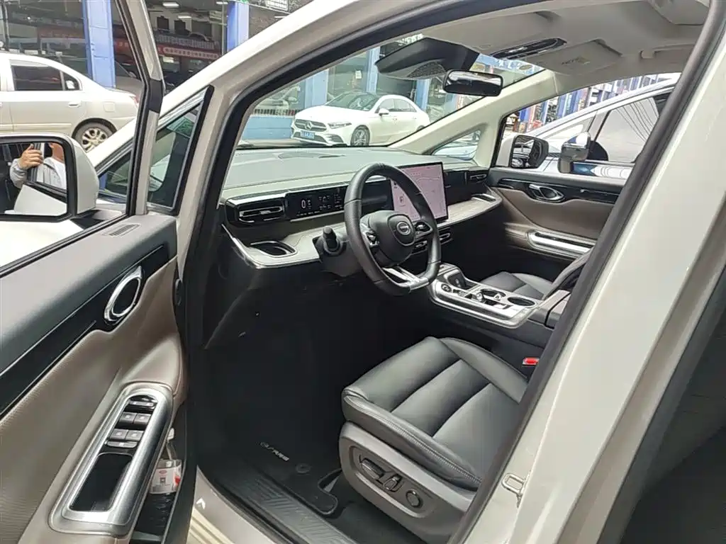 GAC Trumpchi Trumpchi E8 NEV 2024 Model 150km MAX+ фото 16