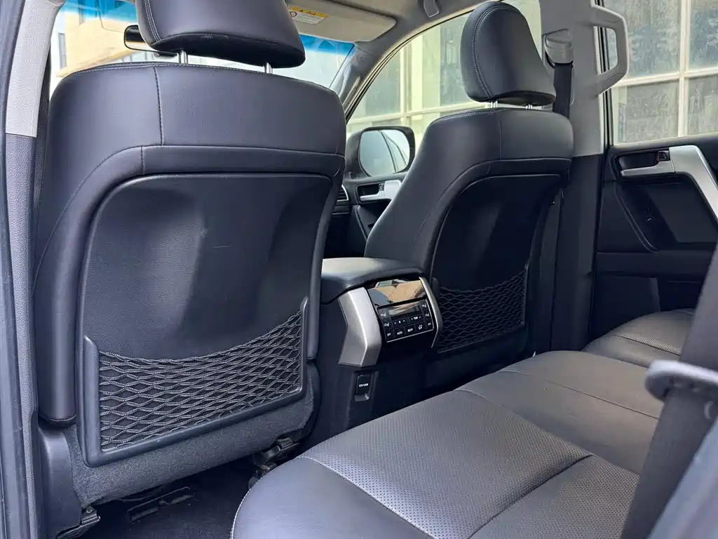 Toyota Prado 2018 3.5L Automatic TX-L Rear-mounted Spare Tire фото 15
