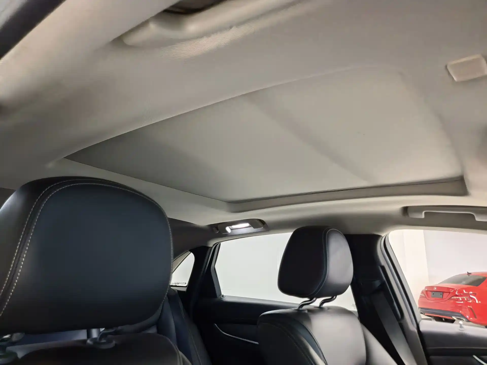 Photo 18 - Cadillac XTS
