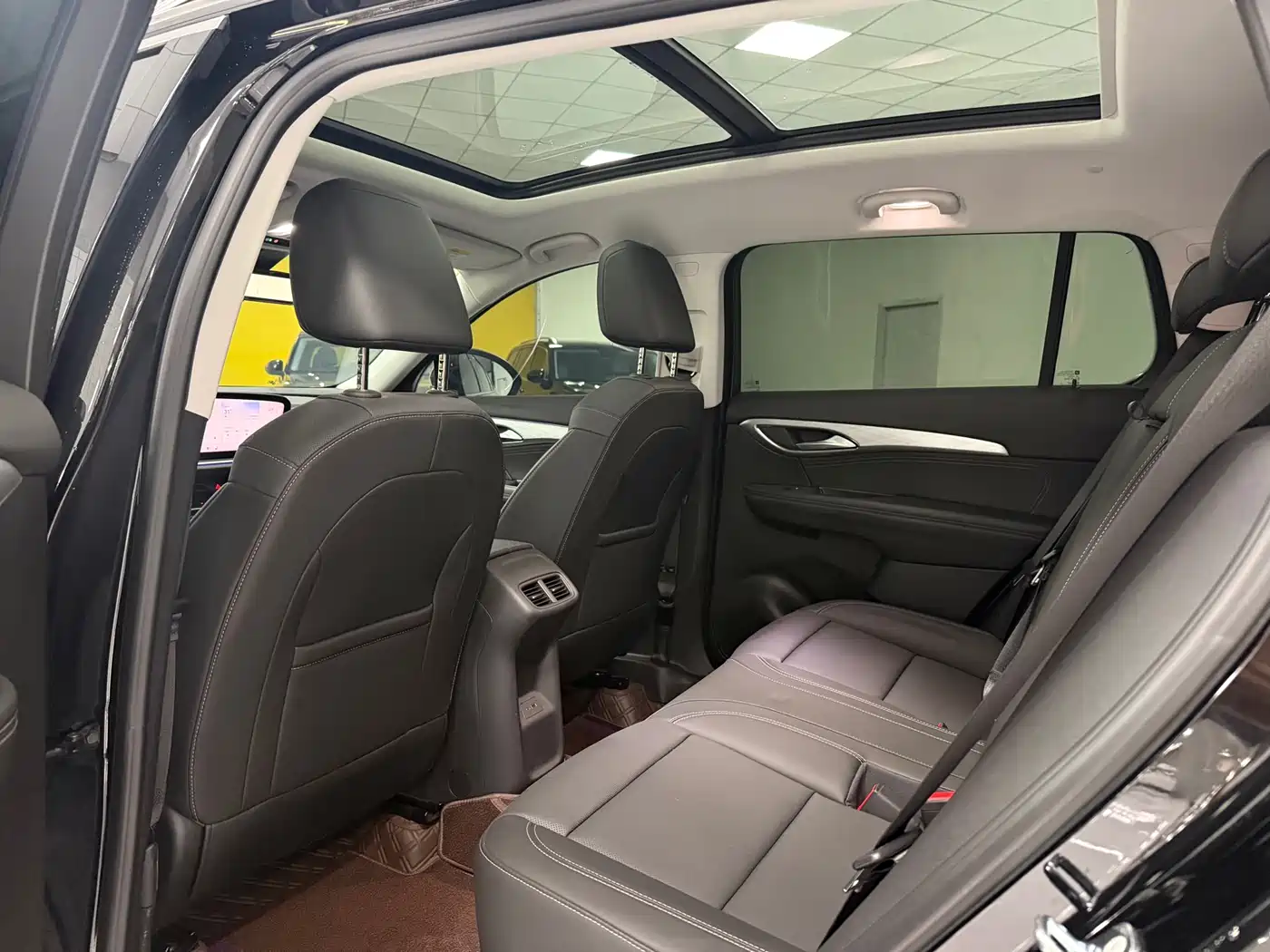 Buick Envision Plus 2025 Enclave Plus 28T AWD Platinum Edition фото 6