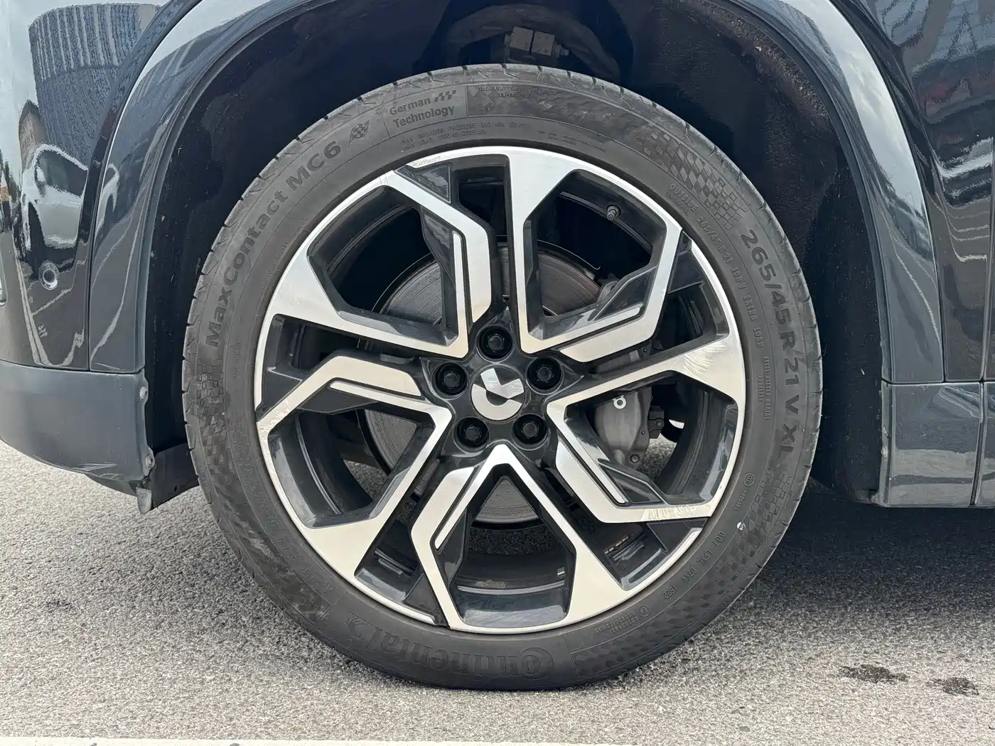 NIO ES8 2018 2018 Founder Edition
